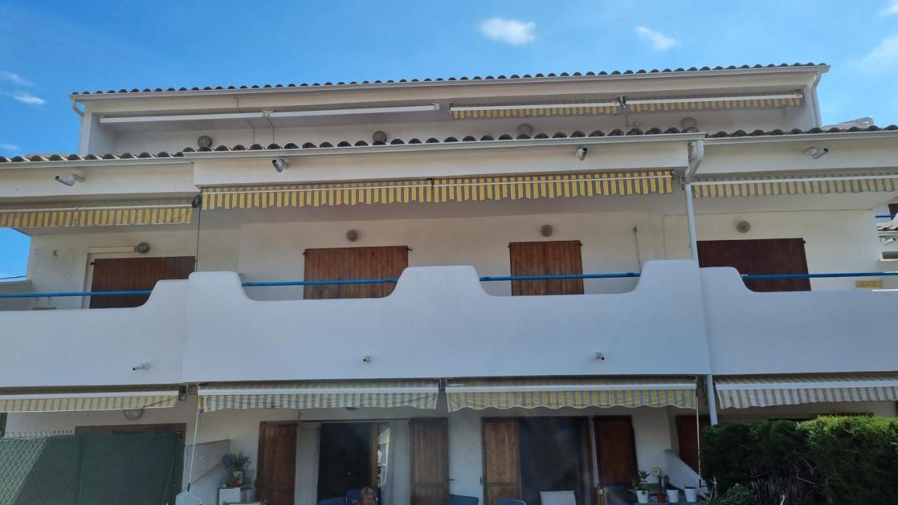 Apartamento Familiar Con Piscina Y Wifi Л'Аскала Екстер'єр фото